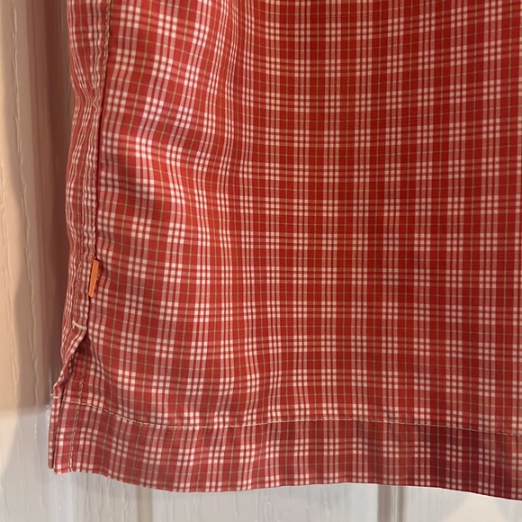Quicksilver Red and White Plaid Button Up Men’s Large - Picture 10 of 12
